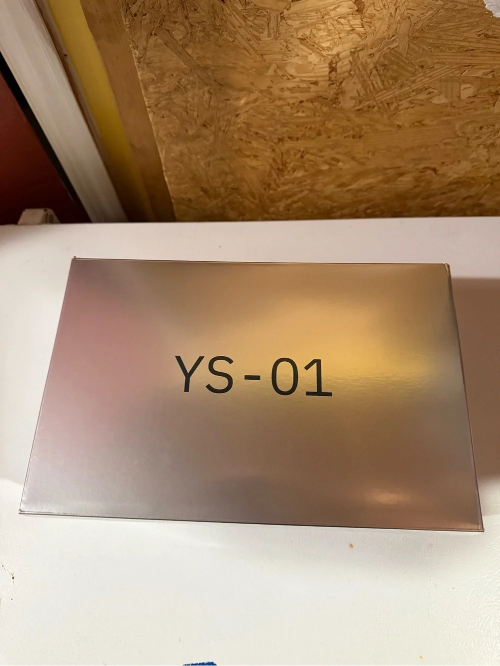 Yeezy Slides Cream